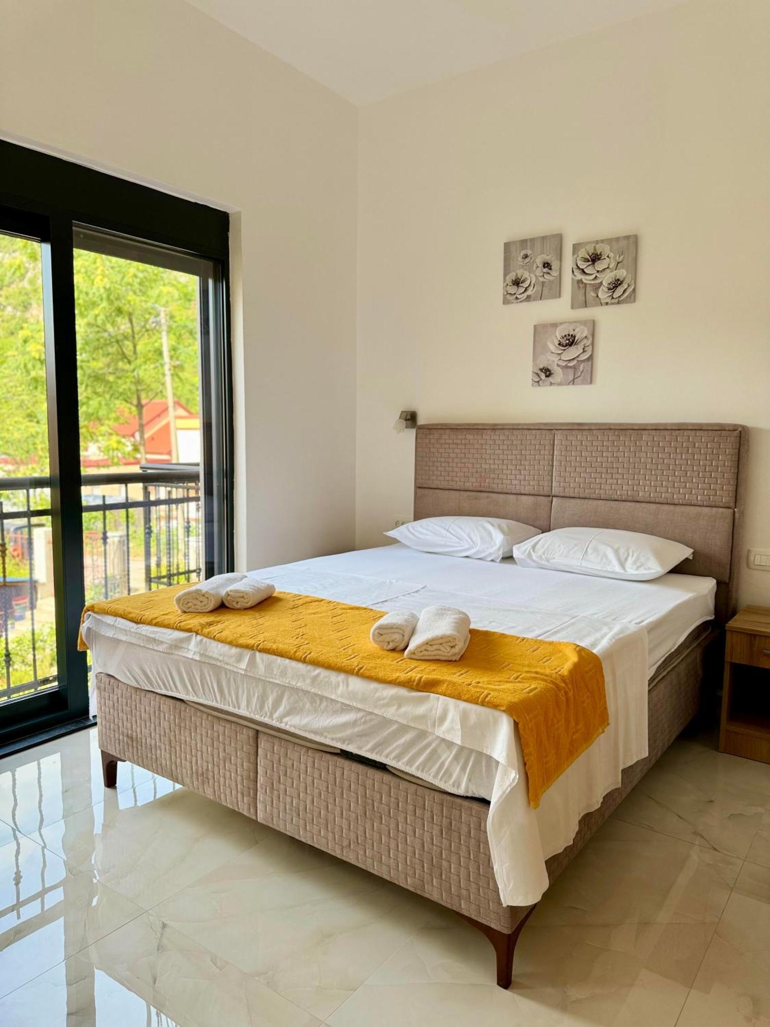 Harmony Garden Apartments Kotor Eksteriør billede