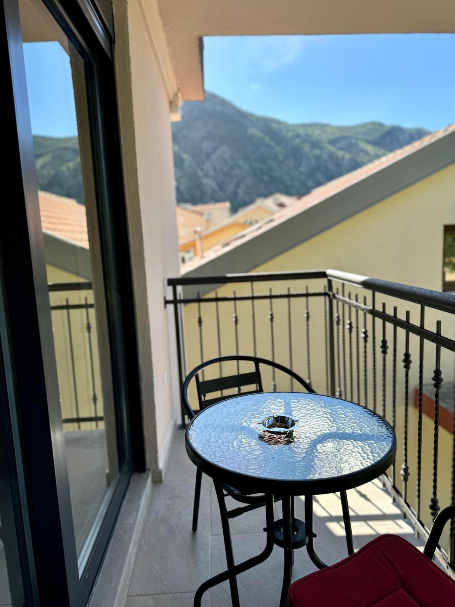 Harmony Garden Apartments Kotor Eksteriør billede