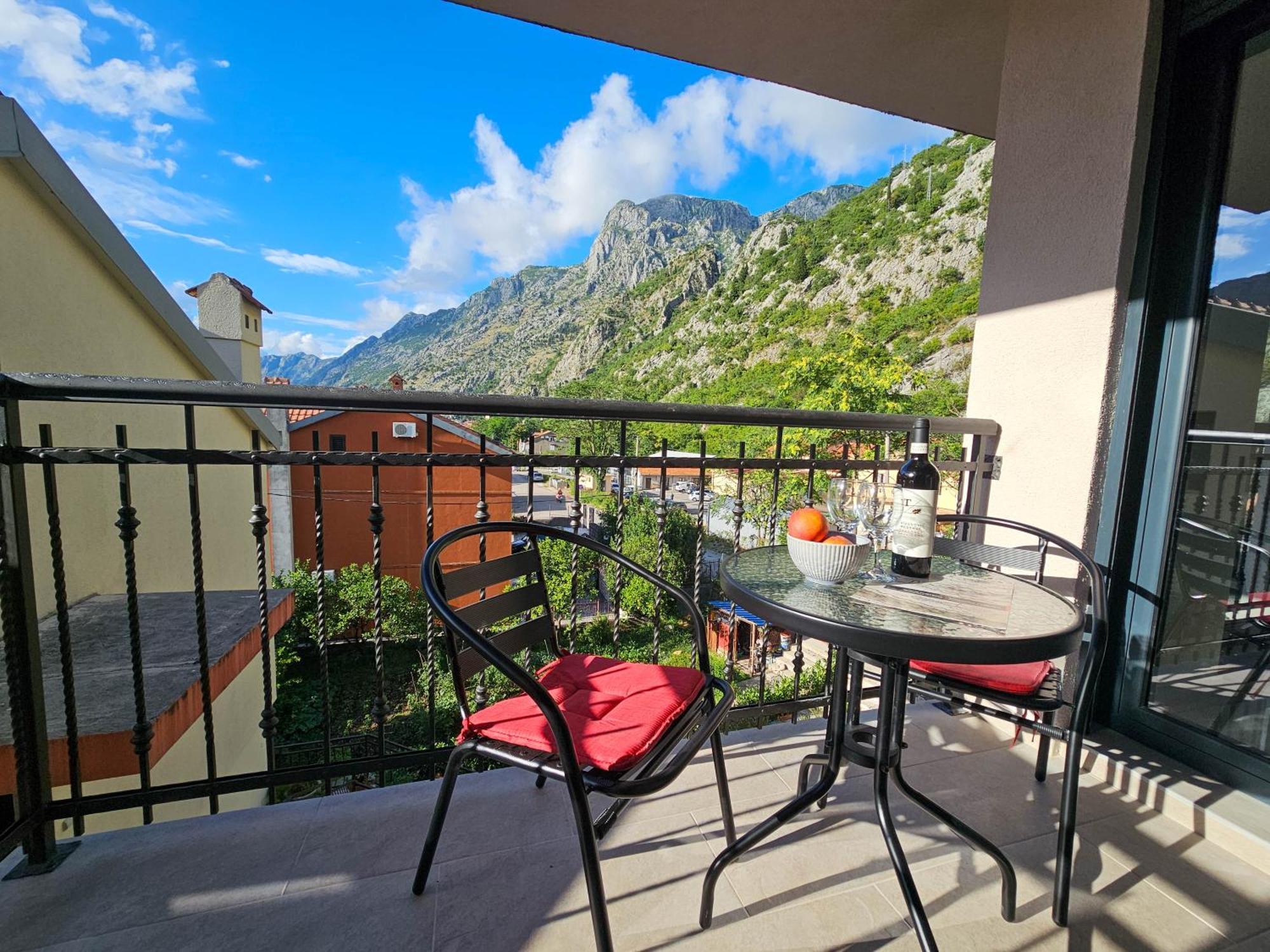 Harmony Garden Apartments Kotor Eksteriør billede