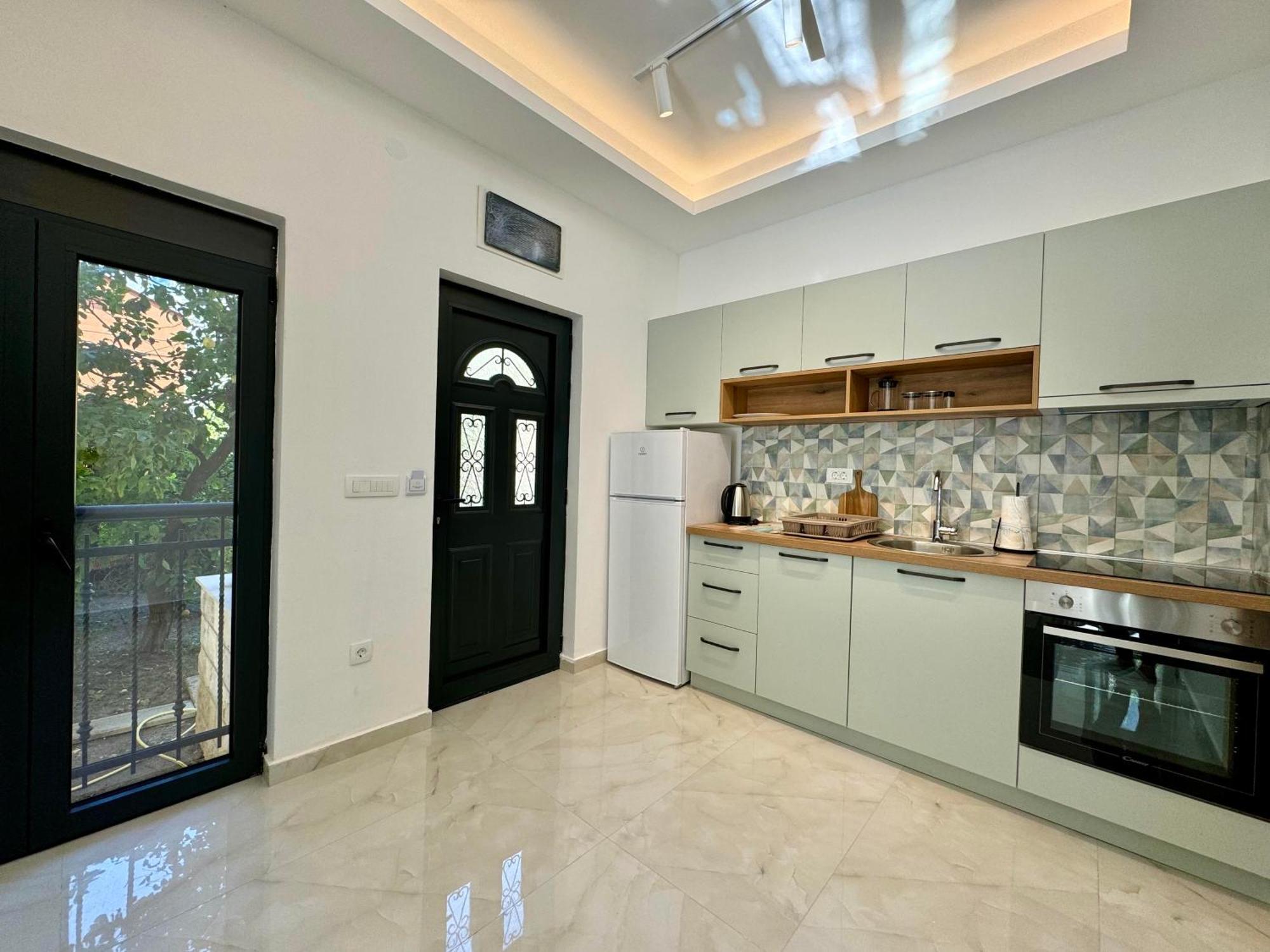 Harmony Garden Apartments Kotor Eksteriør billede